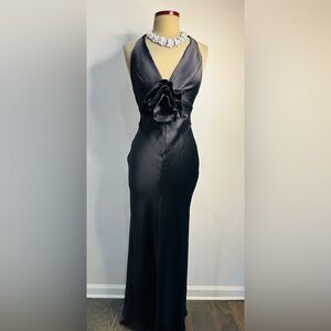 Elegant Black Sleeveless Dress